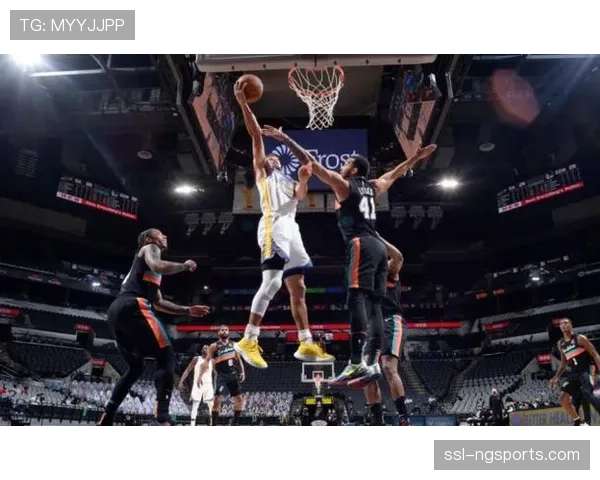 进攻效率极致化与防守策略复杂化并存于现代NBA